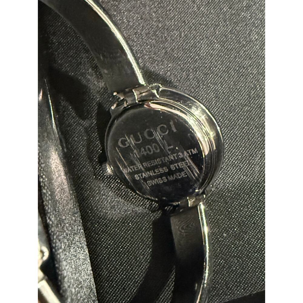 Gucci 1400L Silver Quartz Watch - Picture 5 of 12